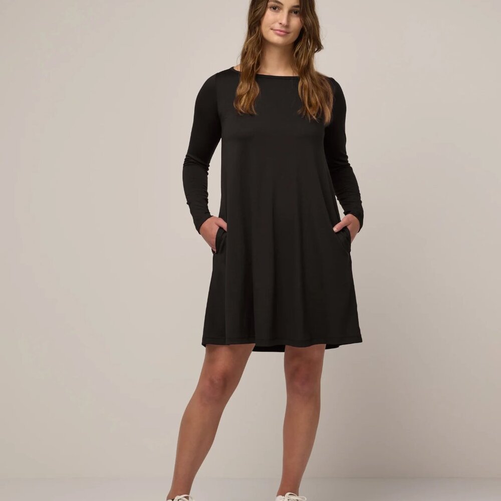 Wool&  Rowena  Swing Dress~Medium~Black~ regular length
